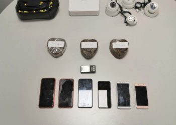 Εξαρθρώθηκε σπείρα που διακινούσε ναρκωτικά