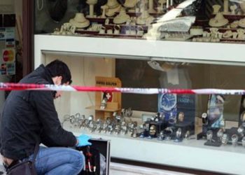 Διάρρηξη σε κοσμηματοπωλείο στα Πατήσια