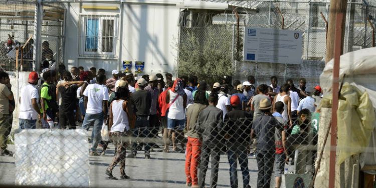 Μυτιλήνη: Συνεχίζεται το πρόγραμμα αποσυμφόρησης του καταυλισμού στο ΚΥΤ της Μόριας