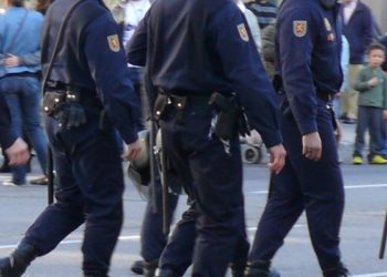Ισπανία: Ένα εκατ. ευρώ θα δώσει η αστυνομία για να εξοπλισθεί με νέα γκλομπ
