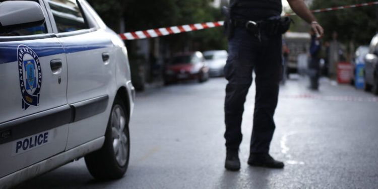 Κυψέλη: Αιματηρή ληστεία σε κοσμηματοπωλείο – Τραυματίστηκε σοβαρά ο ιδιοκτήτης