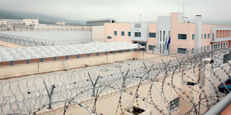 Δομοκός: Επέστρεψε από την άδεια στις φυλακές «κουβαλώντας» ηρωίνη