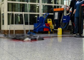 Νεκρός ο επιβάτης που βρέθηκε μαχαιρωμένος στο Μοναστηράκι