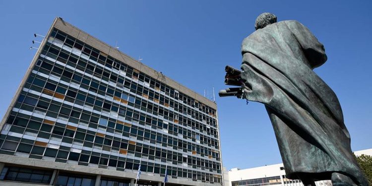 Πρύτανης ΑΠΘ: Ανοιχτό το Πανεπιστήμιο στις 17 Νοέμβρη – ΓΓ Ειδικών Φρουρών: Θα βρεθούμε προ εκπλήξεως με αυτά που θα βρούμε στο Πολυτεχνείο