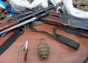 Απολογείται για τα 5 κιλά χασίς και τα Καλάσνικοφ