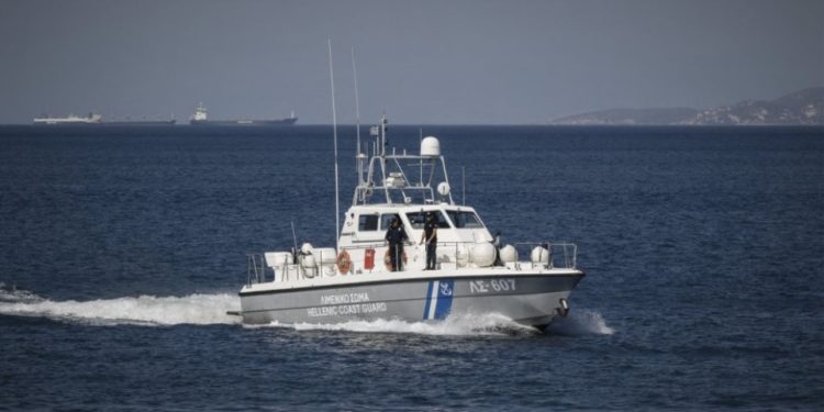 Παροχή συνδρομής του λιμενικού σε αλιευτικό σκάφος