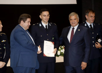 Ζωόφιλοι αστυνομικοί βραβεύτηκαν από την Περιφέρεια Αττικής