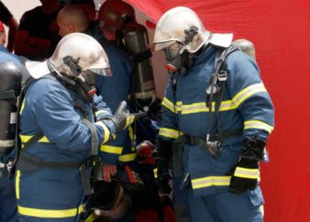 Πυρκαγιά σε διώροφο κτίριο στην Κυψέλη