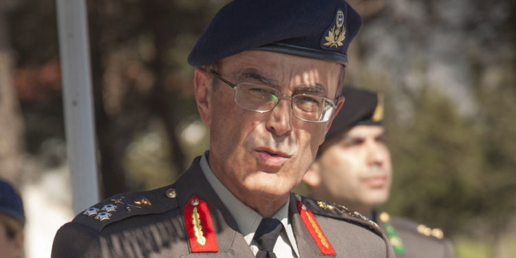 Σε Σάμο και Ικαρία ο αρχηγός του ΓΕΣ