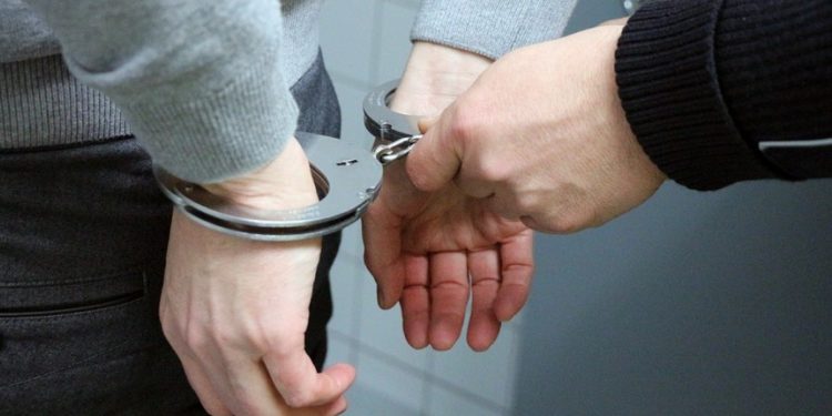 Αυτόφωρες συλλήψεις 11 ατόμων για κλοπές στη Θεσσαλονίκη