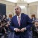 Τρεις γυναίκες κατηγορούν τον Αμερικανό πρέσβη στην ΕΕ Σόντλαντ για σεξουαλική παρενόχληση