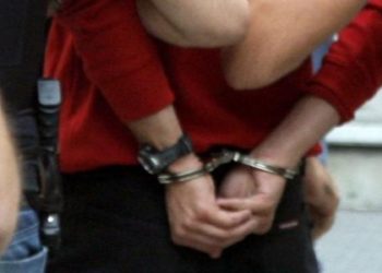 Ανήλικοι έκλεψαν κοσμήματα από το σπίτι ηλικιωμένης στον Βόλο και πήγαν στη Λάρισα για να τα πουλήσουν