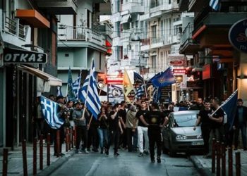 Συγκέντρωση και πορεία μαθητών στην Κατερίνη κατά των μεταναστών