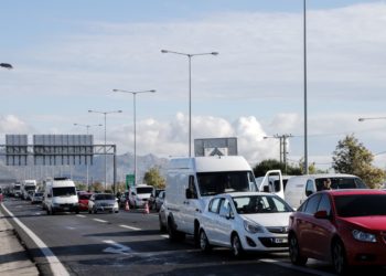 Αποκαταστάθηκε η κυκλοφορία στην Αθηνών-Κορίνθου