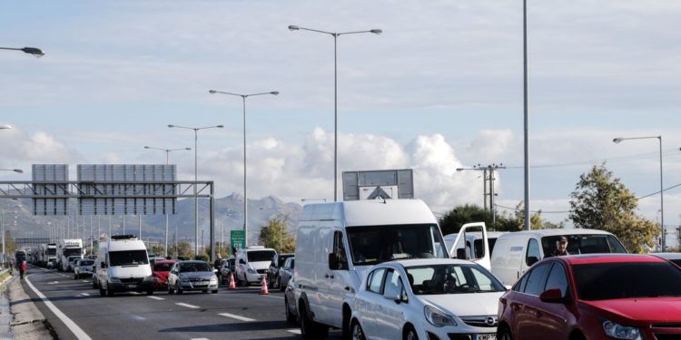 Αποκαταστάθηκε η κυκλοφορία στην Αθηνών-Κορίνθου