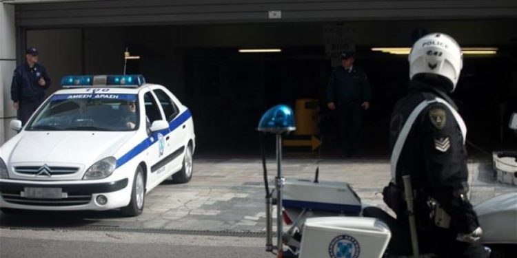 Εξαρθρώθηκε συμμορία που έκλεβε μηχανές μεγάλου κυβισμού