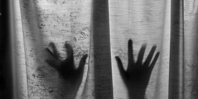 Λευκάδα: Σύλληψη τεσσάρων ατόμων για εμπορία ανθρώπων, βιασμό και αρπαγή σε βάρος 37χρονης