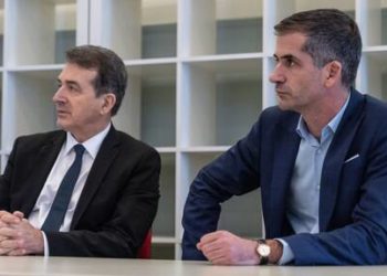 Χρυσοχοΐδης και Μπακογιάννης υπέγραψαν μνημόνιο συνεργασίας για τη δημιουργία Κέντρου Διαχείρισης Καθημερινότητας