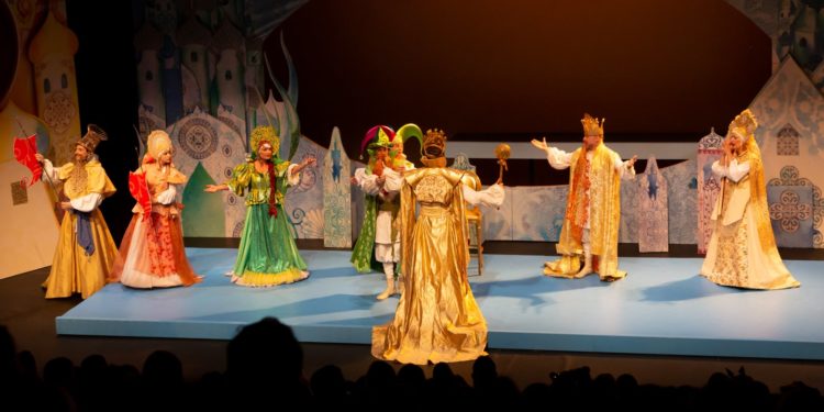 Θεατρικές παραστάσεις για τα παιδιά του αστυνομικού και πολιτικού προσωπικού της ΕΛ.ΑΣ.