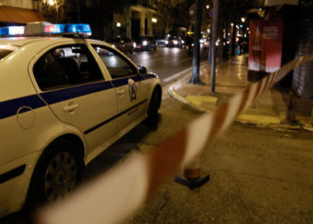 Μπαράζ εμπρηστικών επιθέσεων στην Αττική