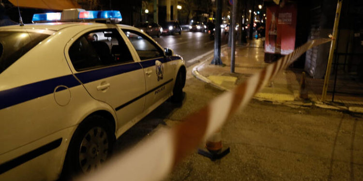 Μπαράζ εμπρηστικών επιθέσεων στην Αττική