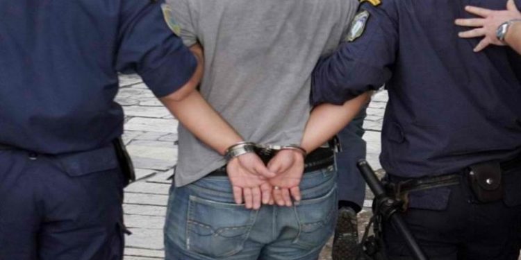 Συνελήφθη 23χρονος αλλοδαπός για διαρρήξεις-κλοπές από σπίτια σε διάφορες περιοχές Αττικής