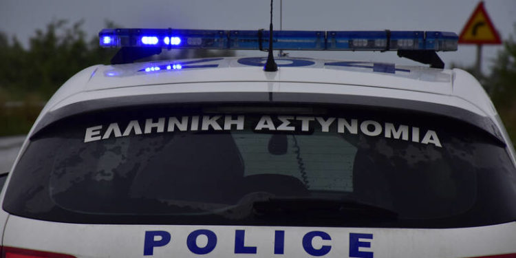 Τρόμος για πρώην δημοτική σύμβουλο στην Αχαΐα – 5 ληστές εισέβαλαν σπίτι της και την απείλησαν με κατσαβίδι