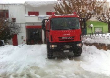 Διακοπή κυκλοφορίας στην Ελευσίνας Θήβας – 10 άτομα εγκλωβίστηκαν λόγω χιονόπτωσης στη Βοιωτία (ΒΙΝΤΕΟ)