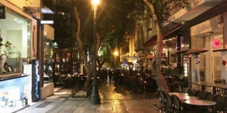 “Στο Κολωνάκι η Αστυνομία δεν ξεβρακώνει κόσμο…”