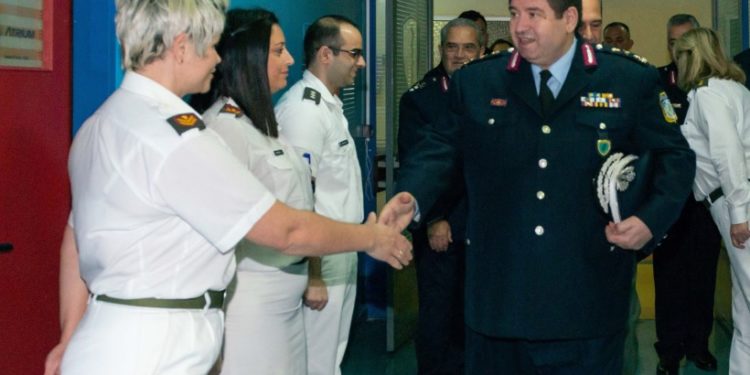 Επίσκεψη στους αστυνομικούς που νοσηλεύονται στο 401 Στρατιωτικό Νοσοκομείο