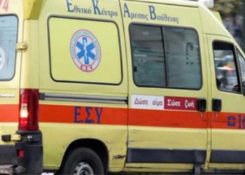 Σύγκρουση δύο αυτοκινήτων με έναν νεκρό στη Νέα Ιωνία