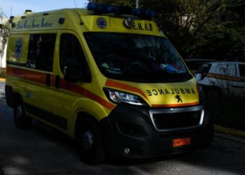 Πιερία: Ένας νεκρός και ένας τραυματίας από σύγκρουση Ι.Χ. αγροτικού με λεωφορείο