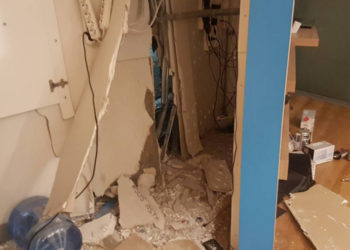 Νέα εισβολή σε κατάστημα με Ι.Χ. – Έριξαν τον τοίχο και έκλεψαν μεγάλο μέρος από το εμπόρευμα