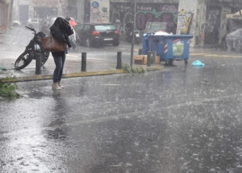 Συνεχίζεται η κακοκαιρία: Πλημμύρισαν σπίτια στην Άρτα, «δεμένα» τα πλοία στην Κρήτη