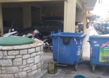 Σε κατ’ οίκον περιορισμό η 24χρονη που πέταξε το μωρό της στα σκουπίδια