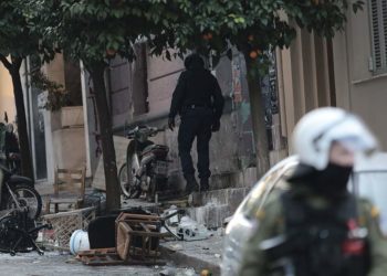 ΣΥΡΙΖΑ για Κουκάκι: Ολισθηρός κατήφορος της κυβέρνησης – Η απάντηση του ΥΠΡΟΠΟ