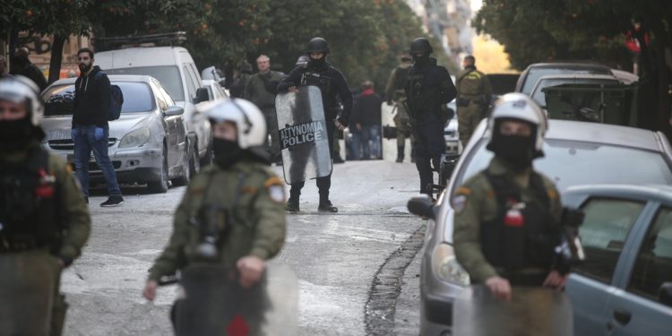 Κουκάκι: Γείτονες της κατάληψης καταγγέλλουν τη σύλληψή τους