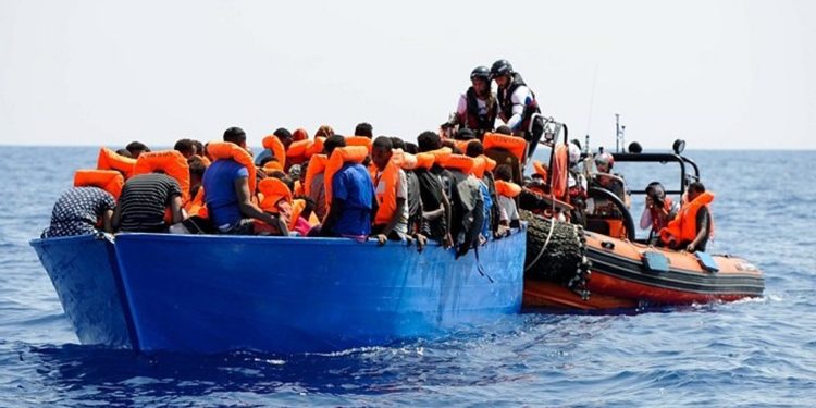 Νέο κύμα προσφύγων και μεταναστών στα νησιά του ανατολικού Αιγαίου