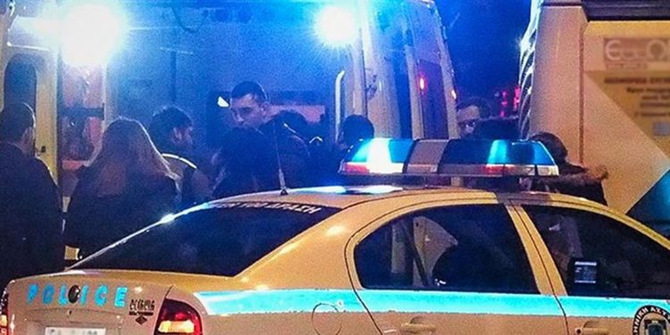 Μοσχάτο: Σε κρίσιμη κατάσταση πεζή που που παρασύρθηκε από Ι.Χ.