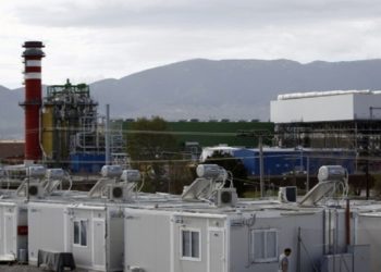 Επιχείρηση της ΕΛ.ΑΣ. στο hot spot της Θήβας: 14 συλλήψεις για διακίνηση ναρκωτικών