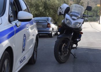 Άκαρπες οι επιχειρήσεις της ΕΛ.ΑΣ. σε καταυλισμούς Ρομά για τους δολοφόνους της 77χρονης