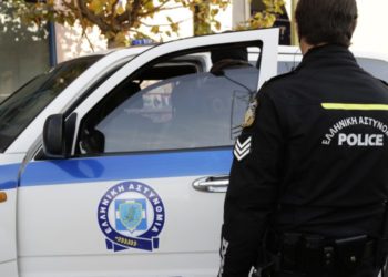 37χρονος απείλησε αστυνομικό με κατσαβίδι