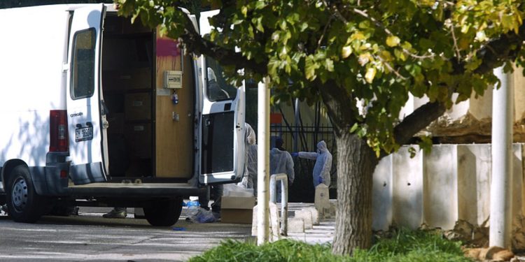 Τα σενάρια που εξετάζει η ΕΛ.ΑΣ. για τον εκρηκτικό μηχανισμό στου Ζωγράφου – Ποιοι και γιατί ήθελαν νεκρούς