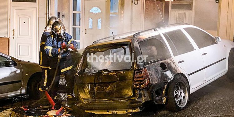 Θεσσαλονίκη: Πυρπόλησαν το αυτοκίνητο Τούρκου διπλωμάτη (ΒΙΝΤΕΟ)