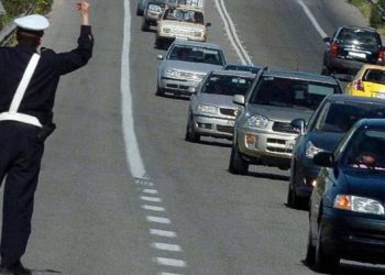 Έκτακτα μέτρα της Τροχαίας για την έξοδο των Χριστουγέννων