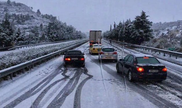 Προσωρινές απαγορεύσεις κυκλοφορίας όλων των οχημάτων άνω των 3,5 τόνων στο οδικό δίκτυο της Περιφέρειας Σ. Ελλάδας