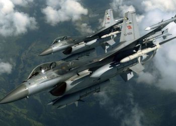 Πτήση τουρκικών αεροσκαφών πάνω από τους Καλόγερους στο κεντρικό Αιγαίο