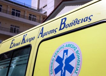 Μεθυσμένος άνδρας πέθανε στο ΑΤ Παιανίας περιμένοντας το ΕΚΑΒ για δύο ώρες