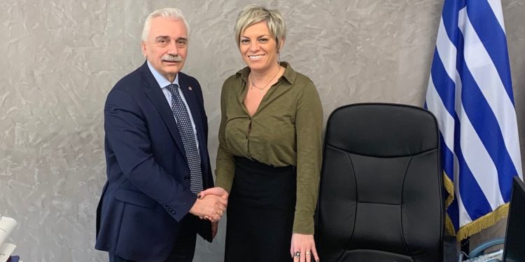 Εκπαίδευση στις πρώτες βοήθειες σε κρατούμενους των φυλακών από τον Ερυθρό Σταυρό