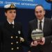 Τιμήθηκε γυναίκα κυβερνήτης «ιστορικού» σκάφους του Λιμενικού Σώματος